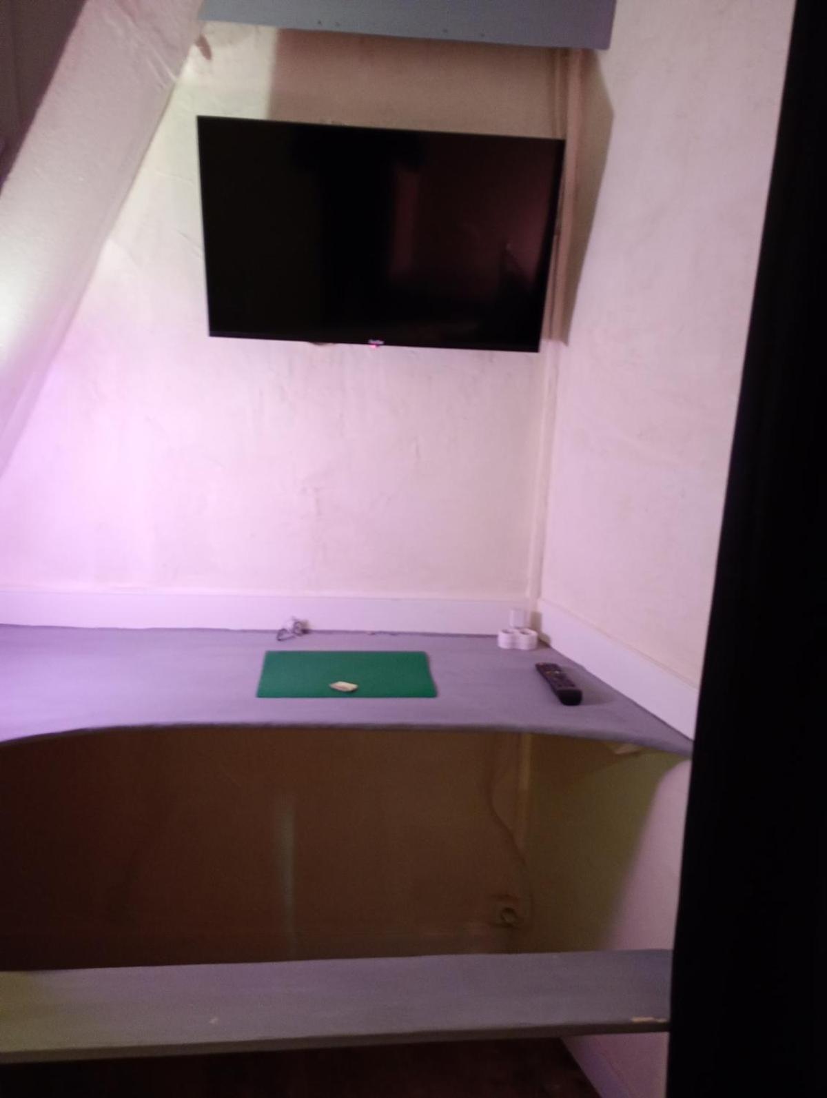 Duplex Center Thiers - Clermont-Ferrand - Lyon - Free Parking - Self-Check-In Apartment Bagian luar foto